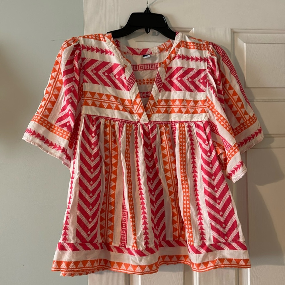 NWT pink and orange flowy top